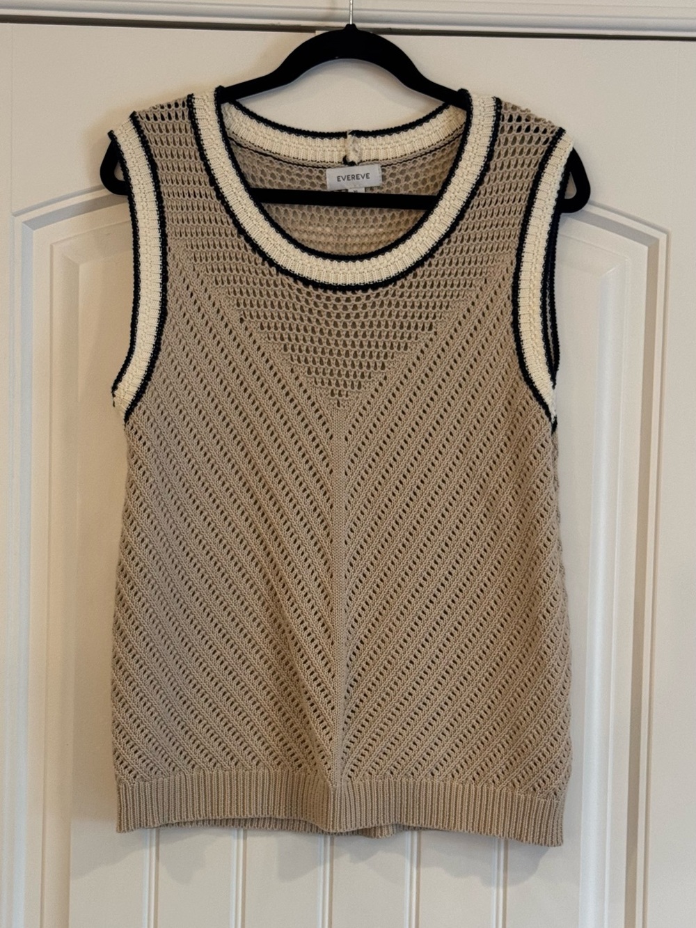 Evereve Tan Crochet Knit Sleeveless Crew neck Sweater w/ Black and WhiteTim Z XL